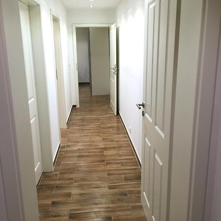 Ferienwohnungen Arp "2D" Mit Terrasse Und Parkplatz Itzehoe Kültér fotó