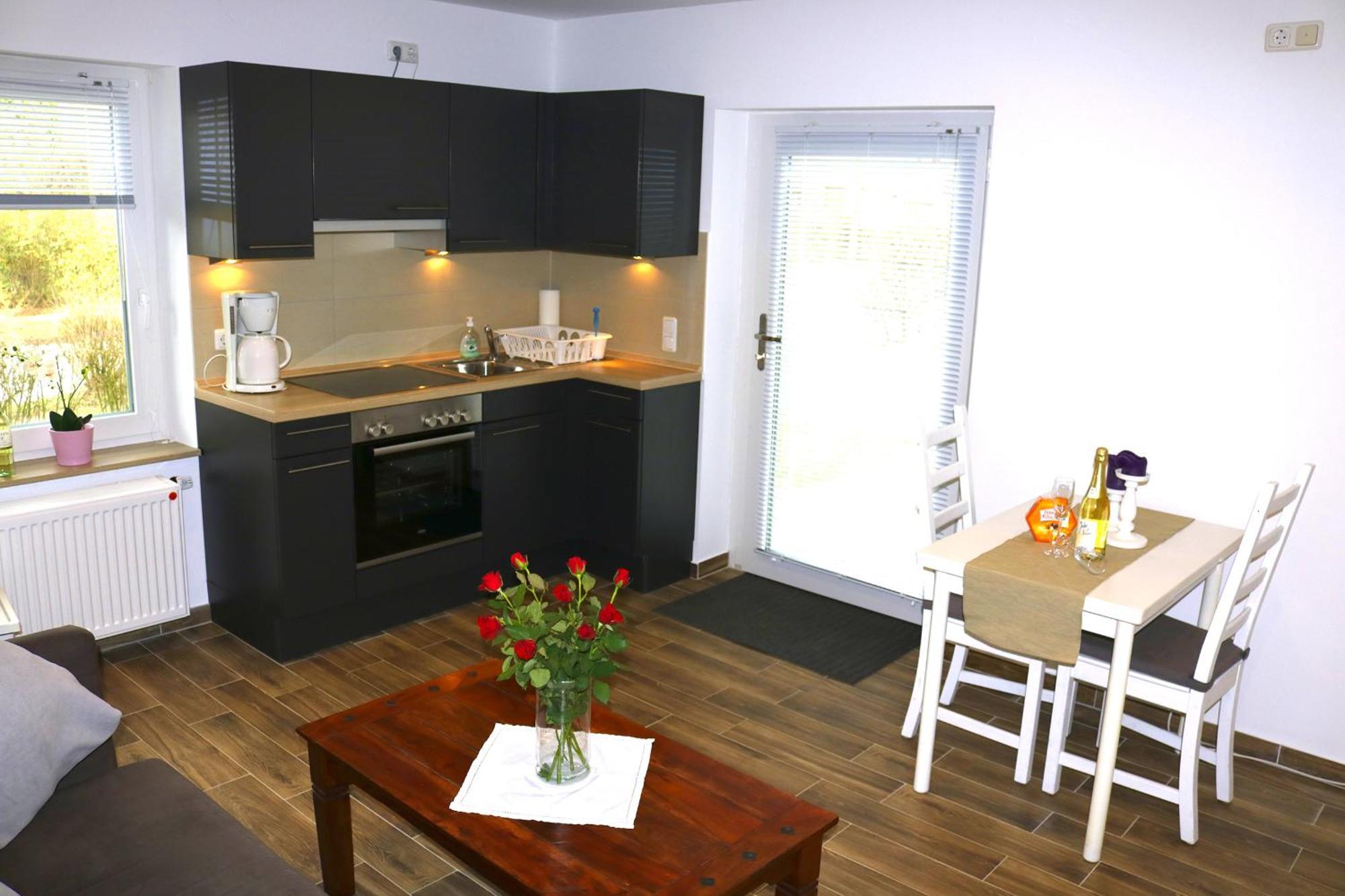 Ferienwohnungen Arp "2D" Mit Terrasse Und Parkplatz Itzehoe Kültér fotó